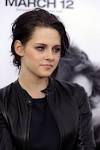 http://images.wikia.com/twilightsaga/images/6/69/Kristen-stewart-remember-me-premiere-HQ-kristen-stewart-10685301-1708-2560.jpg