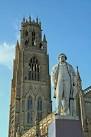 Herbert Ingram Statue, Boston - via Daymix