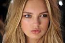 Romee Strijd - J. Mendel