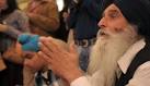 Boota Singh of Lathrop gives an offering inside the Sikh Gurdwara during the ... - Boota