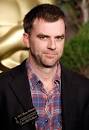 Picture of Paul Thomas Anderson - images?q=tbn:ANd9GcRjDWQ7LuzhsKRwfOWV1ZvVqL9ikquix2CM_Fcsfpu_Ksf1hOGr-TTyzKQ