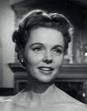 http://upload.wikimedia.org/wikipedia/commons/thumb/8/82/Jane_Wyatt_in_Gentleman's_Agreement_trailer_cropped.jpg/200px-Jane_Wyatt_in_Gentleman's_Agreement_trailer_cropped.jpg