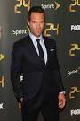 Chris Diamantopoulos Height