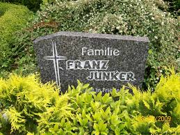 Grab von Franz Junker (-), Friedhof Etzel
