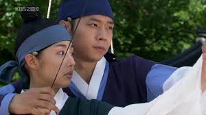 Скандал в Сонгюнгване / Sungkyunkwan and Scandal (2010год, 20 серий) - Страница 4 Images?q=tbn:ANd9GcRkQ3uLoAZ-2CpkYA-Ca-7FEtj0cvDqjztDOmX7XzLTKPIUNCZMVnk_M6W-