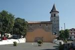 File:Ainhoa fronton et église.jpg - Wikipedia, the free encyclopedia