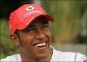 lewis-hamilton-1. Adicionar o link permanente aos favoritos. - images?q=tbn:ANd9GcRlzJgeh73sQad57NzYGimo6ef8qpKOVTLZpl9IBkmNRwlQ-h4LRSG8XQ