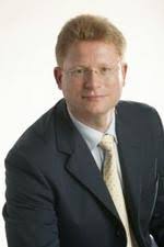 Volker Helmut Weber - images?q=tbn:ANd9GcRlzqrzAGa2_jOdUmVhVPJ154xIEE-MSEUC4TJ7X69_DLXc8Du-