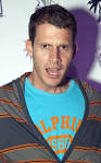 Daniel Tosh is apparently trying to avoid repeating his recent mistake. - daniel-tosh-south-beach-comedy-festival-vip-party-01
