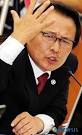 [2011국감]질의하는 윤영 의원