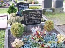 Grab von Hermann Redenius (07.09.1921-15.01.1944), Friedhof Aurich- - aa571