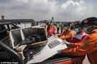 Giant balloons will be used to raise crashed AirAsia plane | Daily.