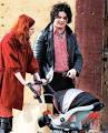 http://www.babble.com/CS/blogs/famecrawler/2007/09/08-15/jack-white-stripes-karen-elson-henry-lee.jpg