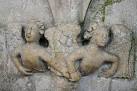 Carved angels holding hands on the 14th century tomb of William de la Mare - via Daymix