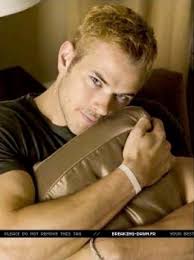 Kellan Lutz {Emmett} Images?q=tbn:ANd9GcRq36jc2i9tpjcsul4ATbW-9leDm4DU444mtzv52-LUkCww9XLc