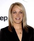 Andrea Andrews Hairstyle - images?q=tbn:ANd9GcRs2R--NfJnn1Mi9ckq5d0OXYXaEUf6Gaatod2bRY2yZCsPhScybMuWdxg
