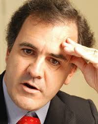 Assim, Manuel Violas, do Grupo Violas e accionista da Unicer, assume a função de Chairman (Presidente do Conselho de ... - PiresdeLimaF