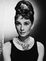 Ranking Famosos - Noticia - Audrey Hepburn, un estilo elegante e inmortal - images?q=tbn:ANd9GcRt8vrHAd8LlzI5J27tgV3MwTEwsmGVPqEi9CAeK7Upuuvt22kv3pSFOKc