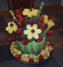 Fruit Bouquets How To – fruit arrangements from EdibleCraftsOnline. - fruit_bouquets