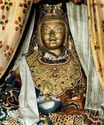 Namo Guru Dewa Dakiniya Clique aqui para Linhagem Nyingma en Portugese \u0026middot; Tibetan Text I would like to explain briefly the Buddhist Lineage of the Nyingma ... - Guru-Rinpoche-251x300