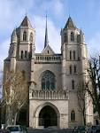 File:Cathédrale St Bénigne - Dijon.jpg - Wikipedia, the free ...