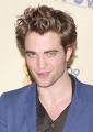 Robert Pattinson has sushi with the boys (but he really wants salad) - 6a00d8341c630a53ef0147e20a4b78970b-250wi