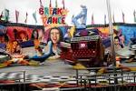 File:Break dance ride - melbourne show 2005.jpg - Wikipedia, the ...