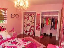 Tempat Tidur Anak Hello Kitty: Favorit Putri Kecil Anda