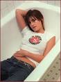 http://thelondonlook.com/wp-content/uploads/2012/04/Justine-Frischmann.jpg
