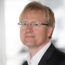 Claus-<b>Peter Köth</b>, Chefredakteur Automobil Industrie. - sourceimage