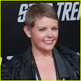 Natalie Maines Covers Beach