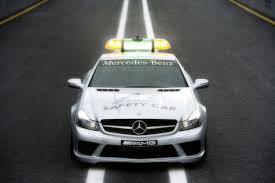 Гран При Малайзии: Дождь усилился, на трассе Safety-Car