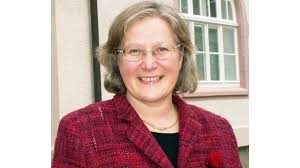 Dr. Claudia Nolte-Schwarting will Bürgermeisterin werden | NWZonline - schwarting_c8_1464123