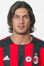 http://ligamistru-2003-2004.xf.cz/obrazky/fotky/milan/400x600/paolo_maldini.jpg