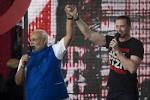 Narendra Modi did Weird, Inexplicable Things in NY: John Oliver