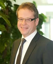 Dr. Claus Schäfer, Chefarzt der Medizinischen Klinik II am Klinikum Neumarkt ...