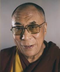 beth This Chuck Close PAINTING of the Dali Lama is an excellent example of Photorealism - 151011393724751587YXv4nn65c