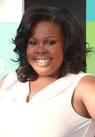 Amber Riley's curly, shoulder