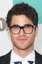 fanpop.com - Darren-fox-upfronts-2012-darren-criss-30831520-333-500