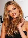 http://4.bp.blogspot.com/_tG_-20Pb0Ws/TSQjQQk5TuI/AAAAAAAAAN0/NvKOsSIbtuQ/s1600/lily-donaldson-Harper%252527s-Bazaar-model.jpg