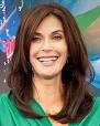 http://upload.wikimedia.org/wikipedia/commons/thumb/3/3d/Teri_Hatcher-_World_of_Color_Premiere_21.jpg/220px-Teri_Hatcher-_World_of_Color_Premiere_21.jpg