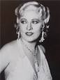 http://upload.wikimedia.org/wikipedia/commons/thumb/f/fd/Mae_West_LAT.jpg/220px-Mae_West_LAT.jpg