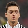 Mesut Özil já teria acertado acordo com o Real Madrid, segundo publicação ... - images?q=tbn:ANd9GcS72B3qXIFCyMYekxAYwPcwT6jRBFmBc1PZUZ7TeJSPP2cBdccfRHF4Wg