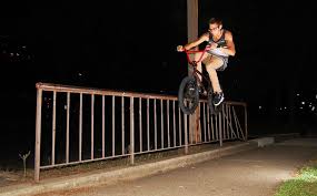 Derek Ratkus : Pittsburgh - b_b0rgs - BMX Pictures - Vital BMX - s780_derek_pittsburgh009