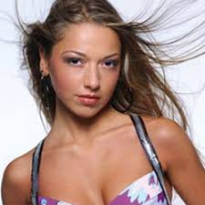 Hadise Aşk Kaç Beden Giyer