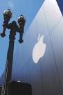 Apple Store SF: Worship. - via Daymix