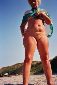 Gilf nude in public|Truth or Dare Pics