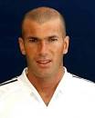 Zinedine Zidane full view - 1157