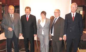 Kurt Wiegel -Presse- Dr. Hans Heuser, Michael Apel und Patrizia ...
