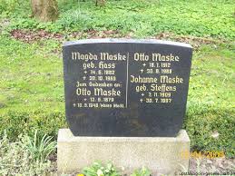 Grabstein von Otto Maske (12.06.1879-10.05.1948), Friedhof Leybuchtpolder. Häufige Nachnamen auf diesem Friedhof: